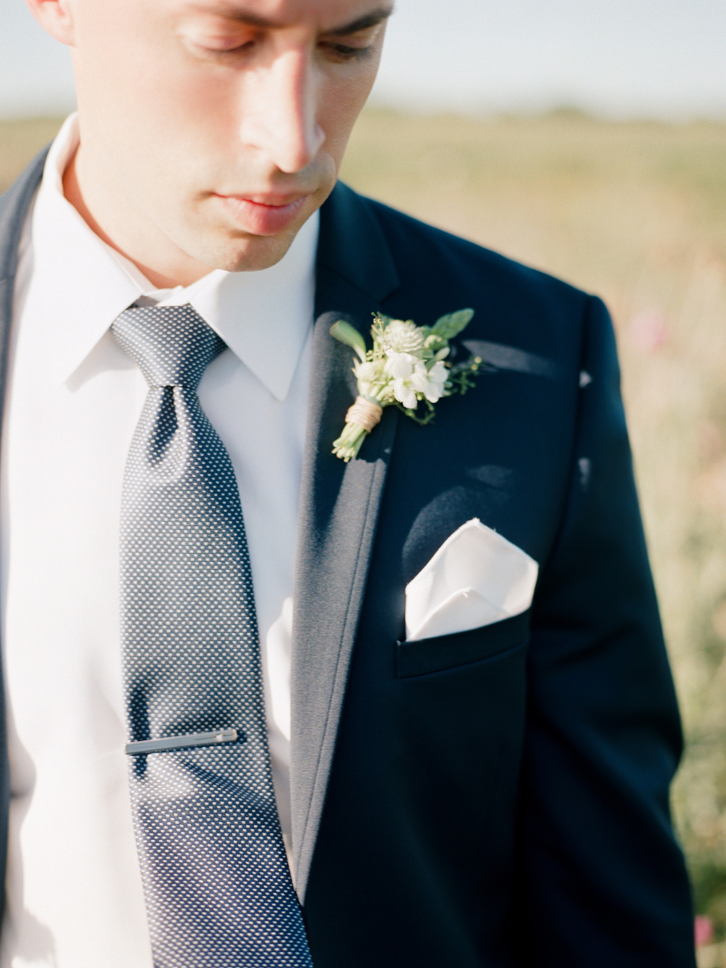 groom portraiture, jims formal wear, belle mariee bridal boutique, sugarberry blooms, blue bell farm, fine art photography, love tree studios, wedding photography