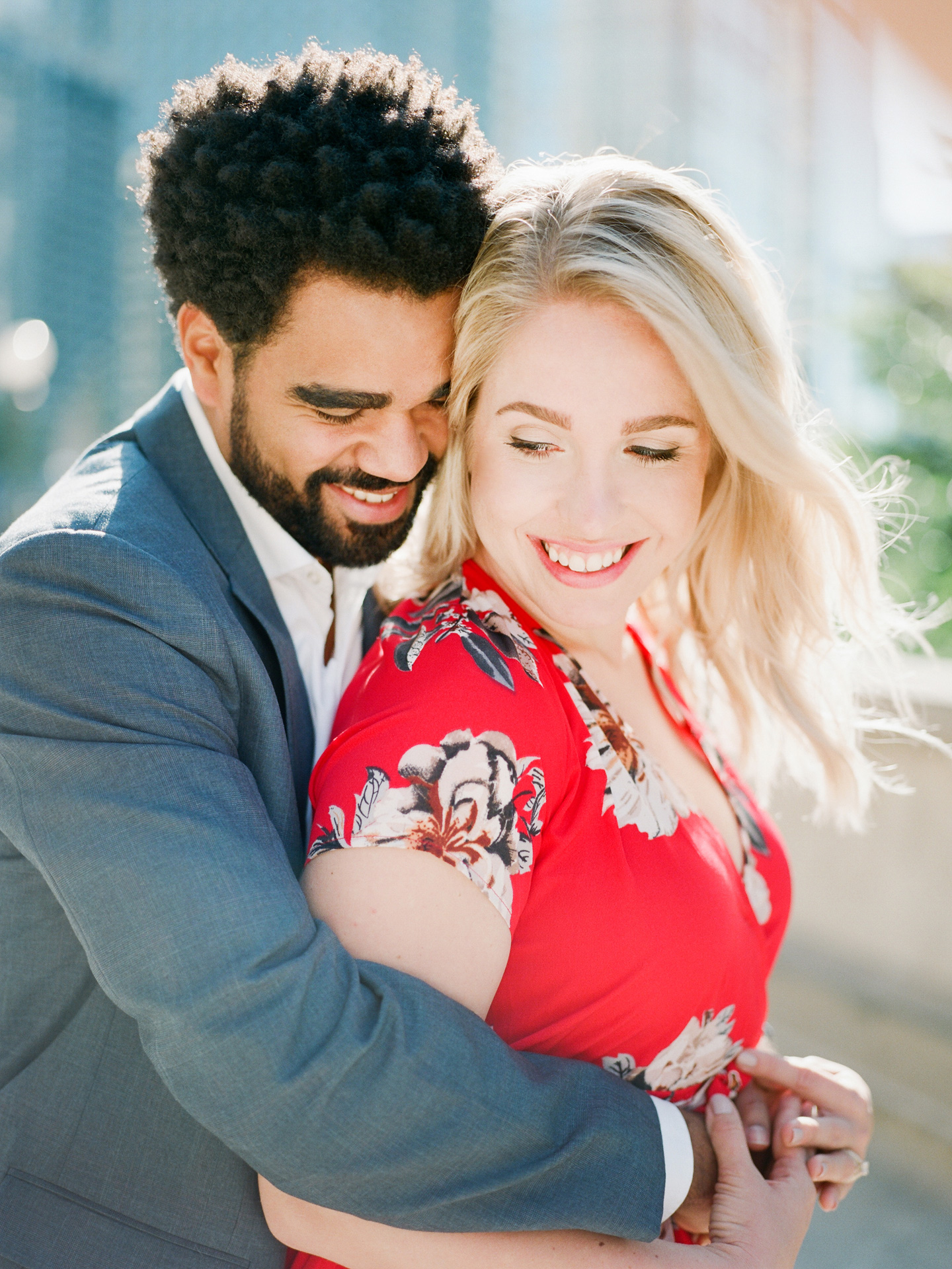 engagement session in chicago by love tree studios