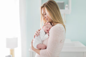 lifestyle family photographer, missouri lifestyle family photography, newborn photographer, missouri newborn photographer, columbia missouri newborn photographer, kansas city newborn photographer, chicago newborn photographer