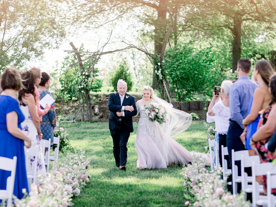 Love Tree Studios photographs a wedding at Blue Bell Farm in Fayette, Missouri.