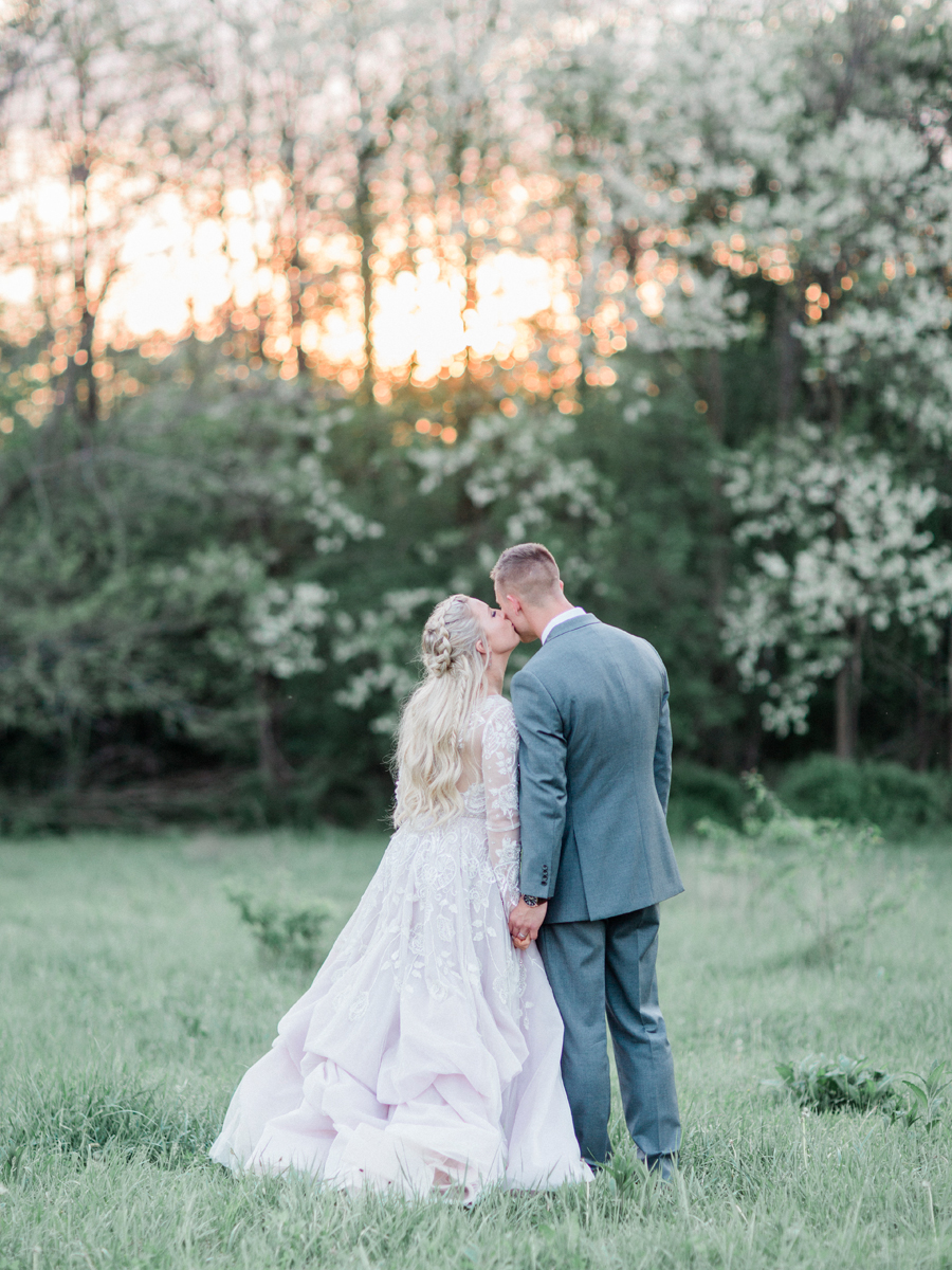 Bridal Portraits at a Blue Bell Farm wedding captures by photographer Love Tree Studios.
