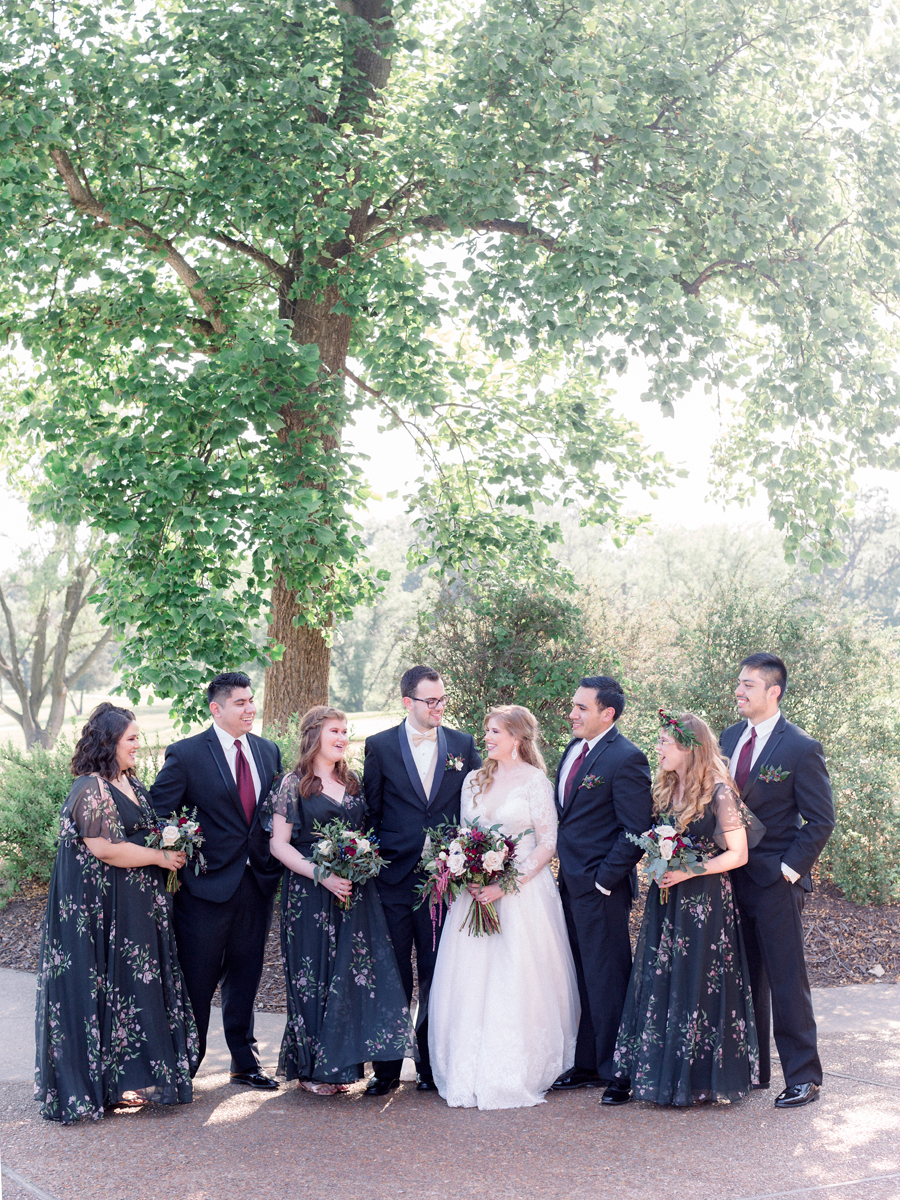 Missouri photographer Love Tree Studios photographs a wedding at the Columbia Country Club.