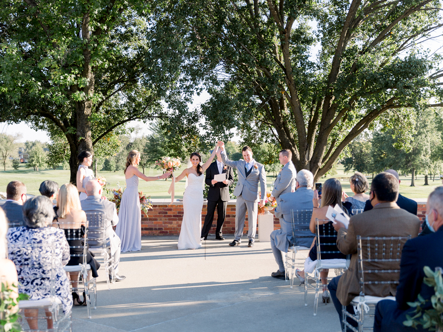 An intimate country club wedding in Columbia, Missouri.