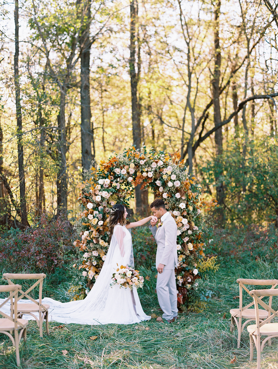 An Intimate Wedding in the Fall, a Missouri Editorial at Blue Bell Farm by Love Tree Studios.