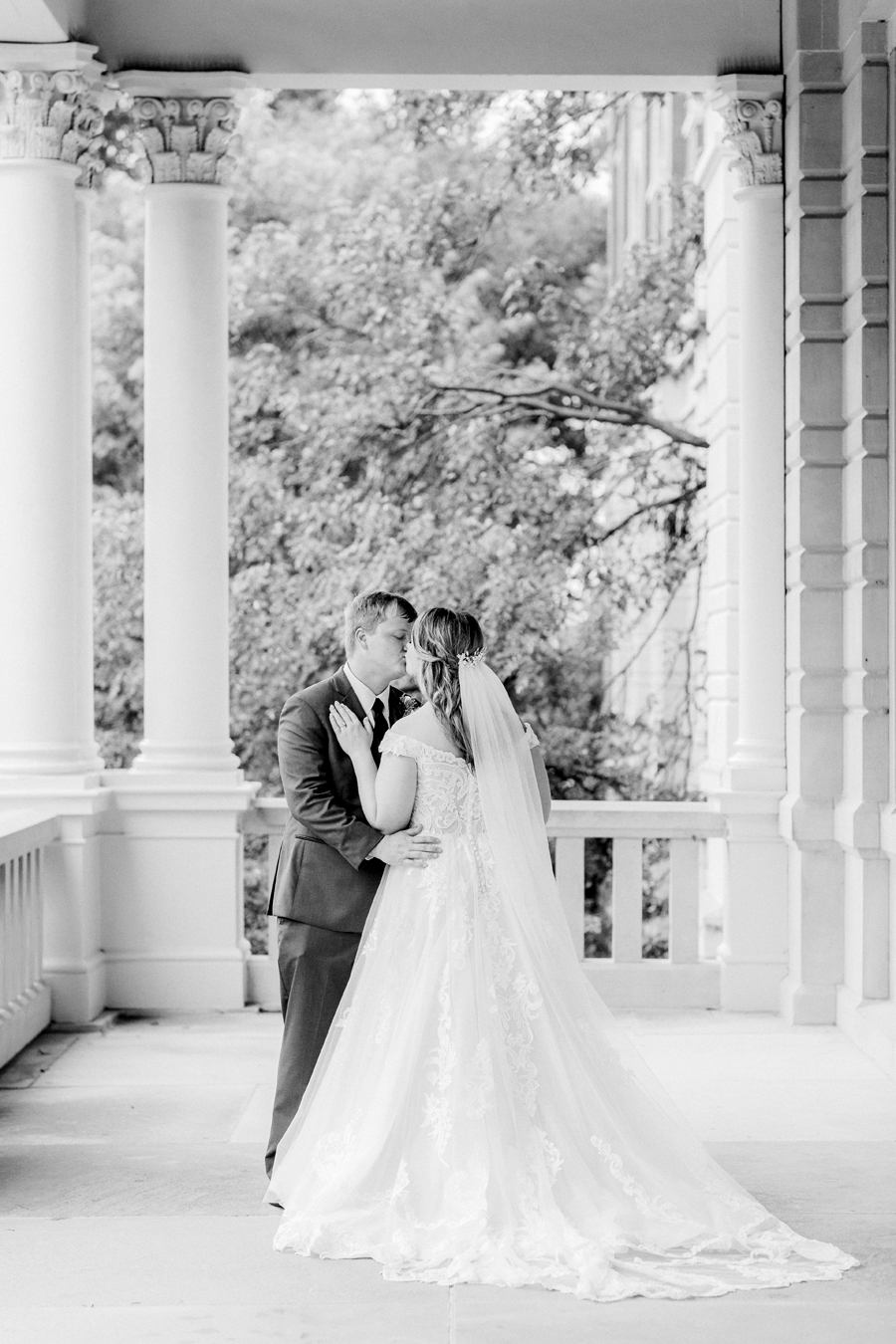 A beautiful wedding in Columbia, Missouri by Love Tree Studios