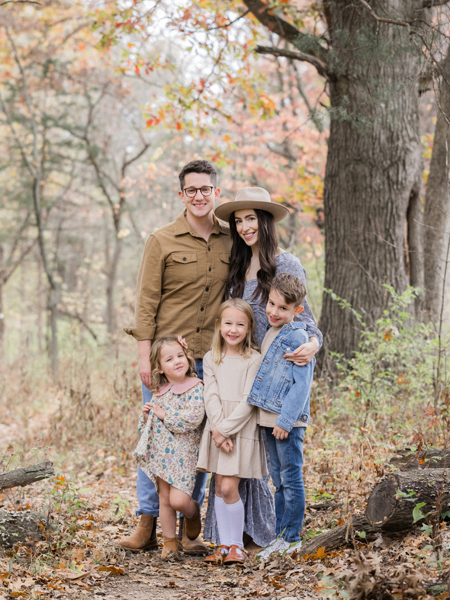 A rainy family portrait session in Columbia, Missouri by Love Tree Studios.