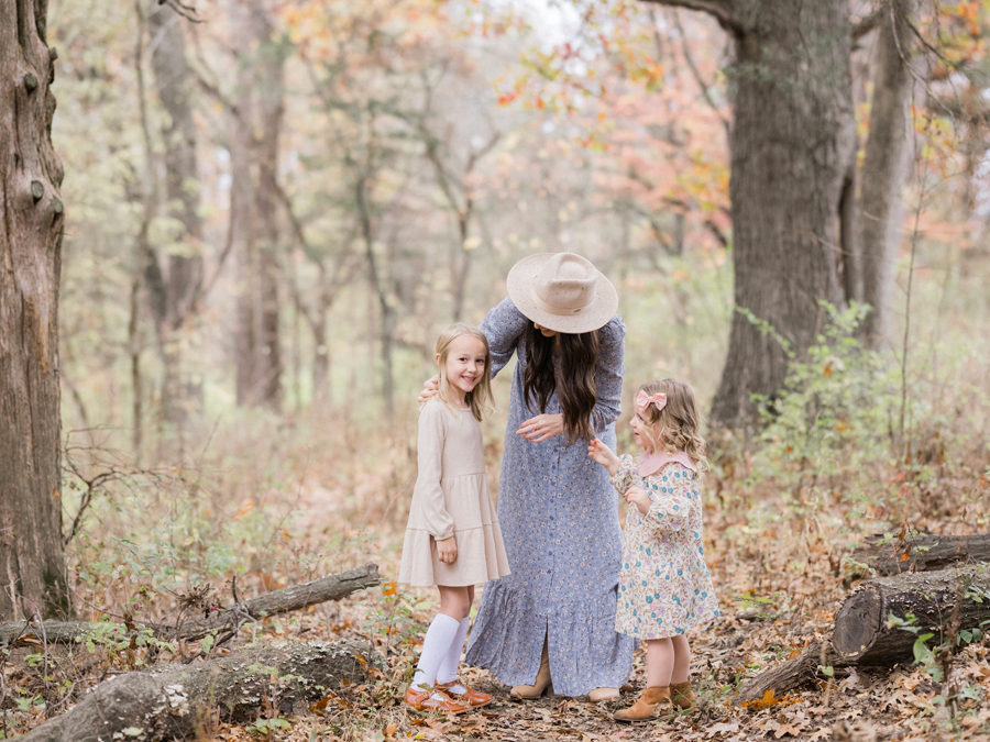 A beautifully rainy family portrait session in the autumn in Columbia, Missouri by Love Tree Studios.