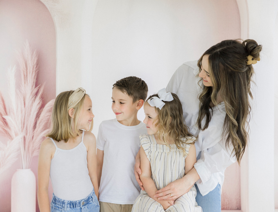 A laid back motherhood mini session in the Garden Studio by Columbia, Missouri family photographer Love Tree Studios.