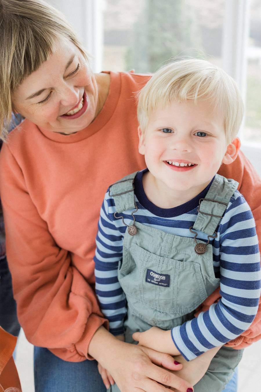 Love Tree Studios captures playful studio family portrait fun in the Garden Studio.