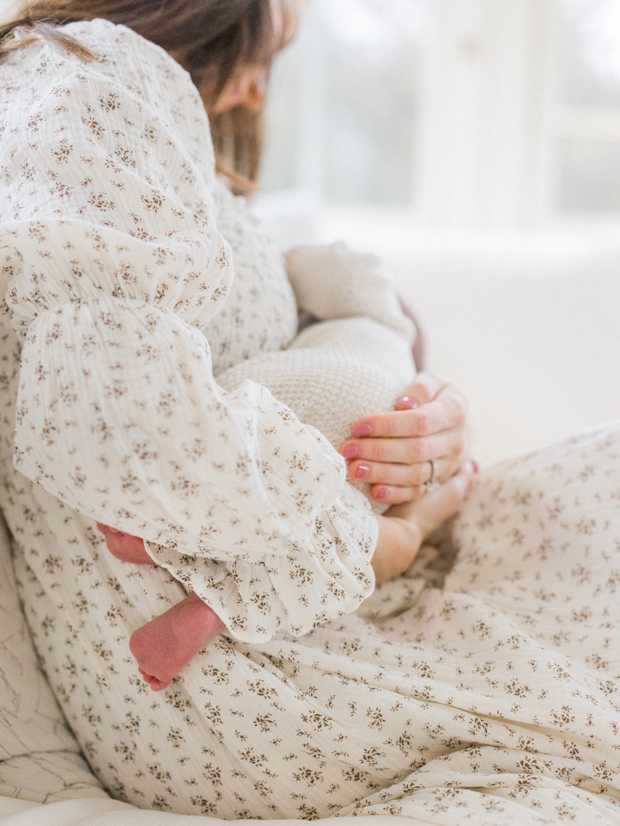 Tiny newborn toes in soft knitwear, beautifully photographed by Columbia Missouri Newborn Photographer - Love Tree Studios.